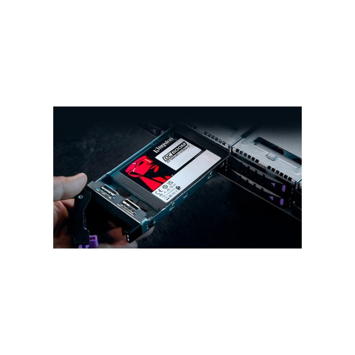 Kingston DC600M SSD 960GB 2.5" SATA - Alta velocidad 560MB/s y cifrado 256-bit para servidores